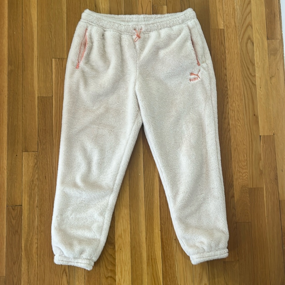 Women’s Puma faux fur sweat pants